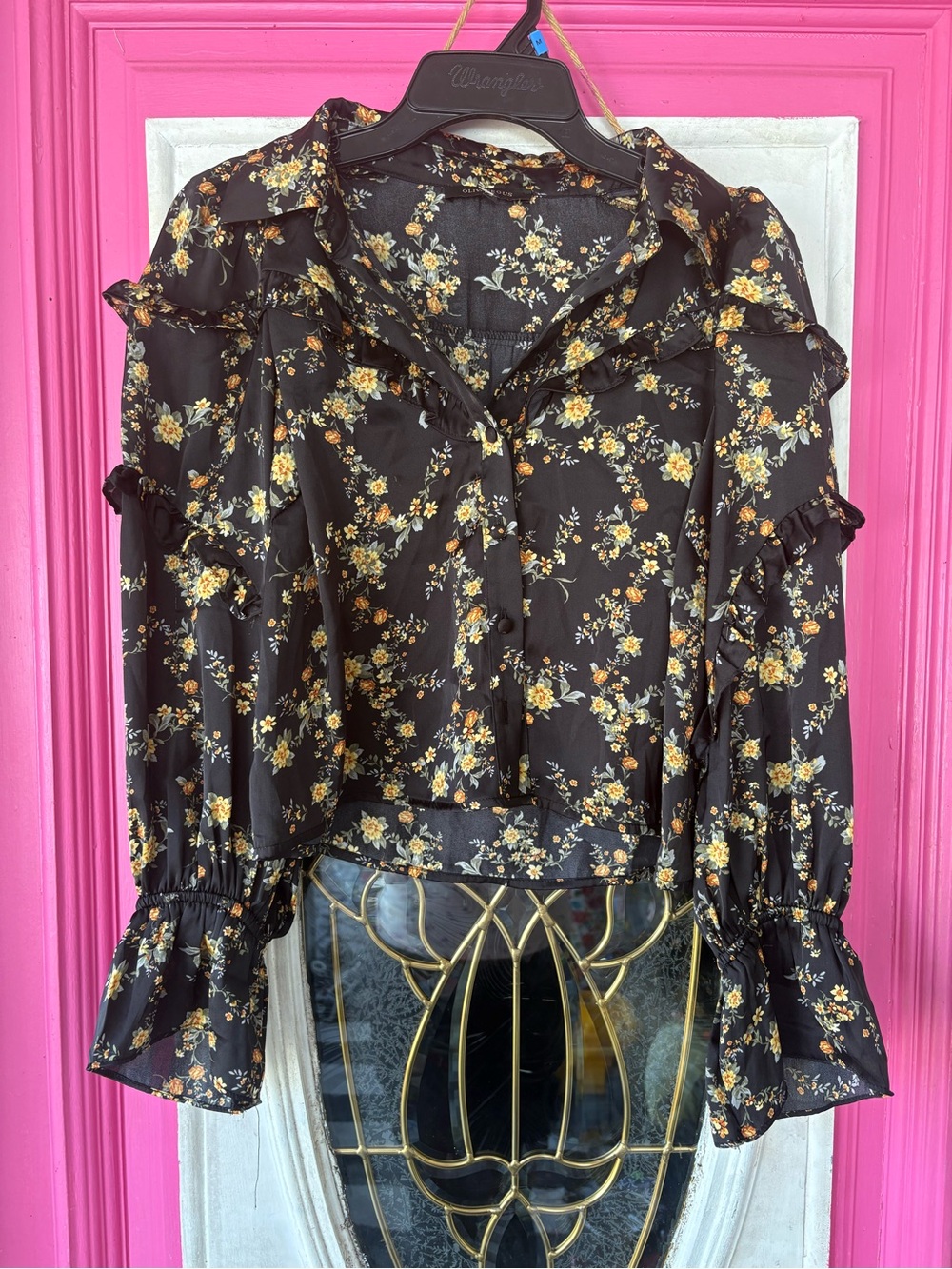 Olivaceous Black Floral Ruffle Long-Sleeve Blouse